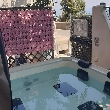 Intera Ad Con Vista Mare E Jacuzzi Villa *