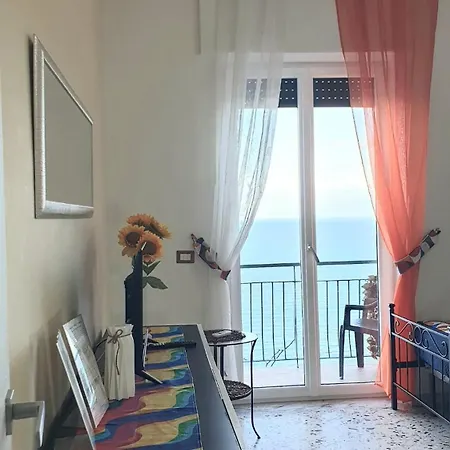 Intera Ad Con Vista Mare E Jacuzzi Amalfi