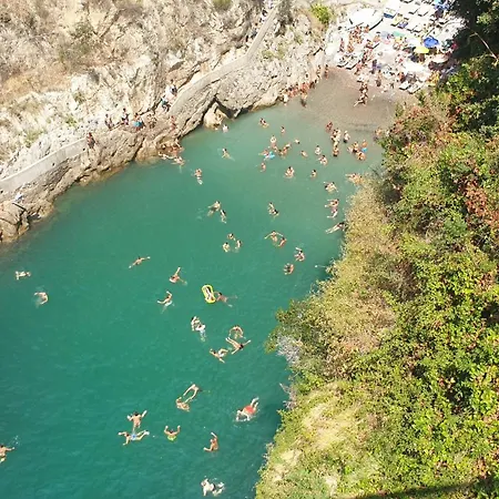 Intera Ad Con Vista Mare E Jacuzzi
